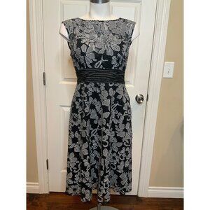 ett:twa Sommar Black & White Gingham Plaid Floral Embroidered Dress, Size 4